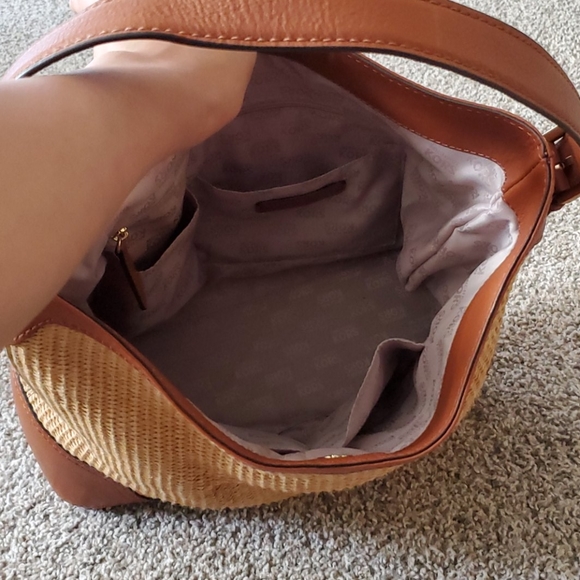 Michael Kors hand bag - Picture 2 of 2